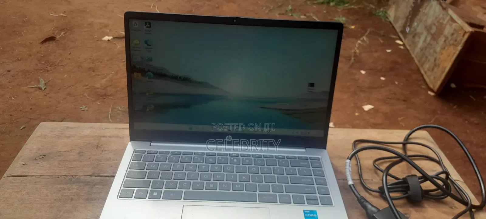 Laptop HP 14-ep0063 4GB Intel SSD 512GB
