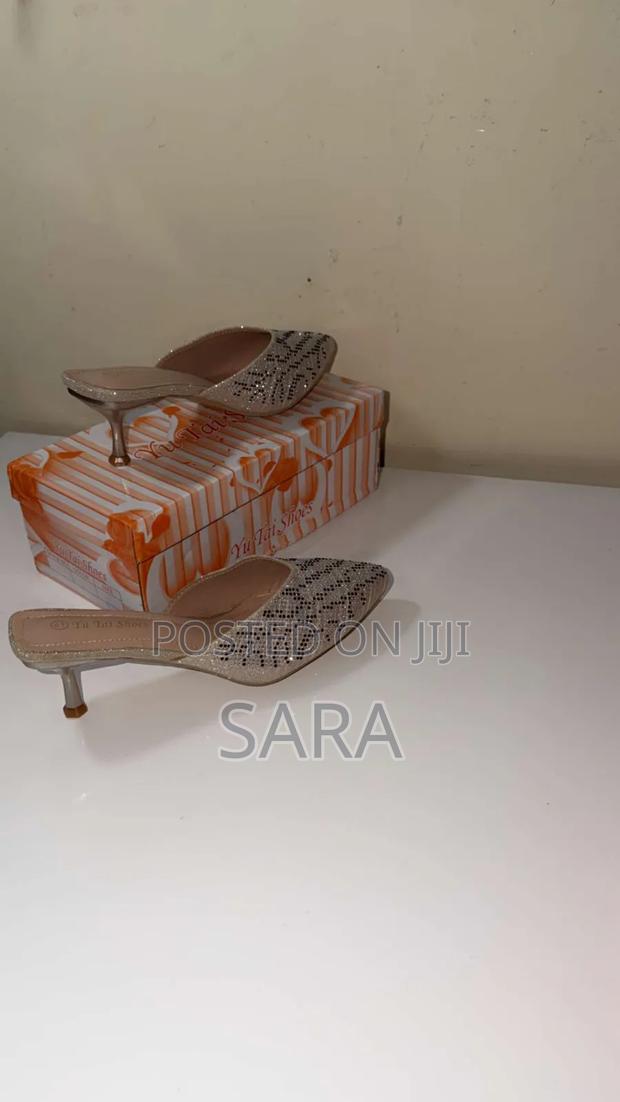 High Classy Heals - thumbnail 6