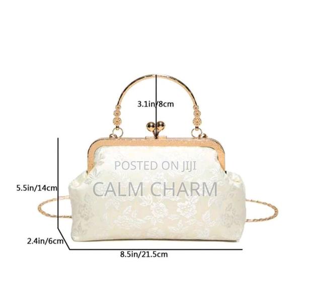 Elegant Vintage Clutch Bag With Chain –Floral Satin Handbag for Women