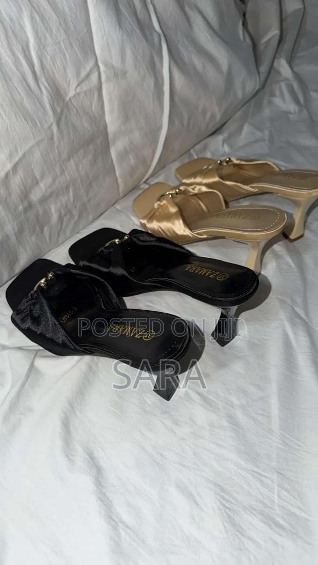 Woman Classy High Heals - thumbnail 4
