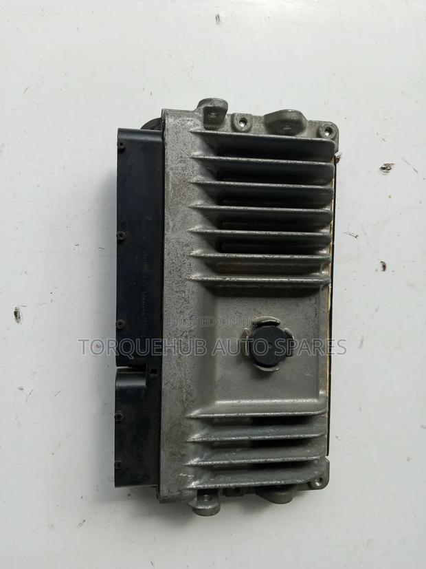 Toyota Porte 2016 Engine Control Unit - thumbnail 2
