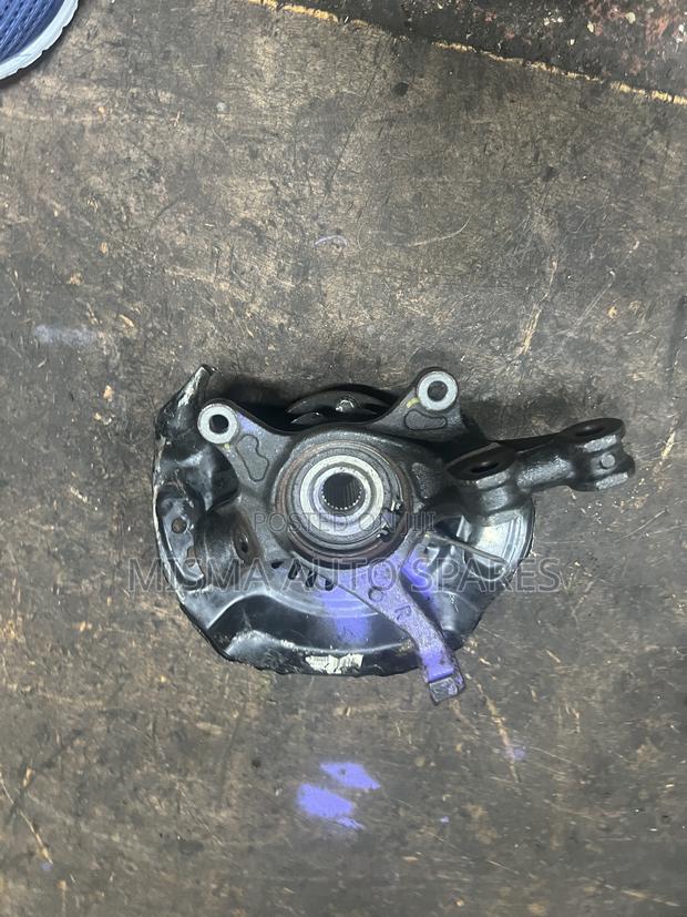 Wheel Hub Fielder/Axio/Vitz 2015