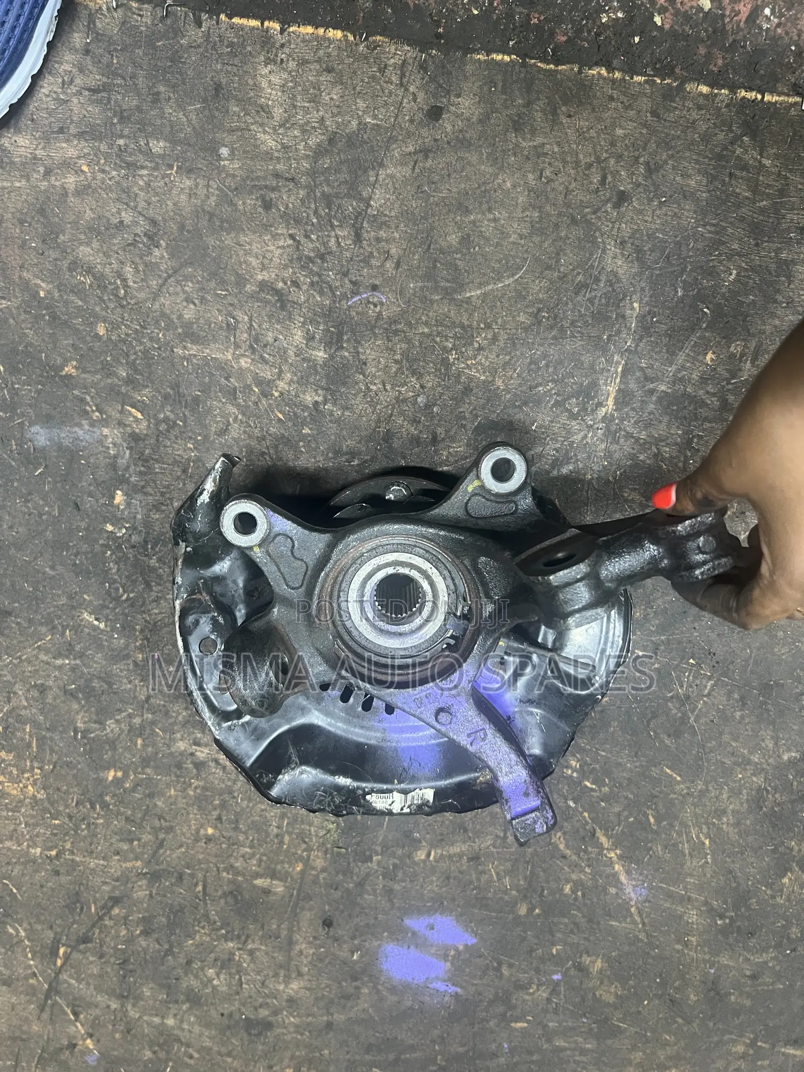 Wheel Hub Fielder/Axio/Vitz 2015