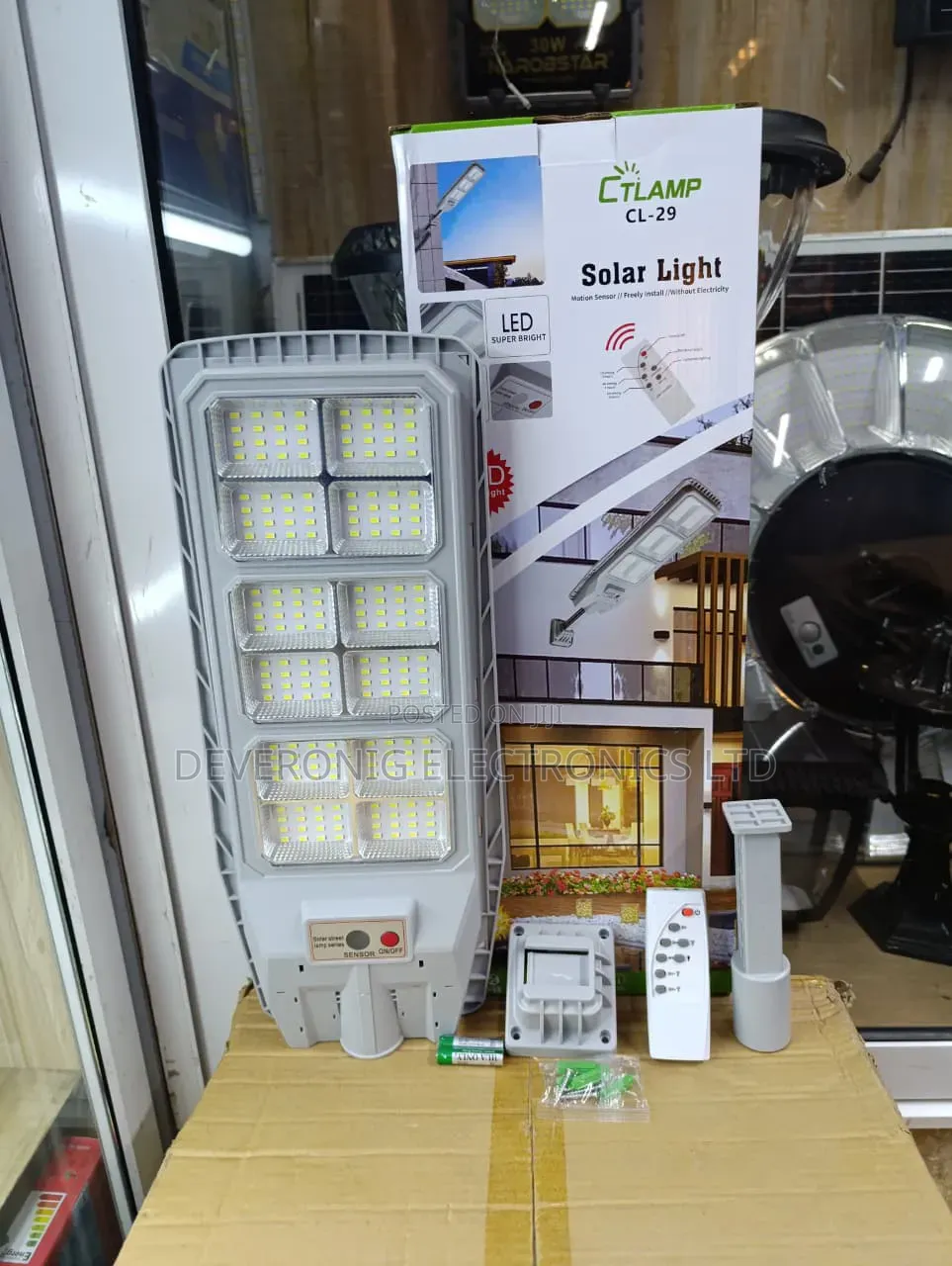 *Ctlamp 300w Solar Street Lamp*
