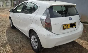 Toyota Aqua 2014 White