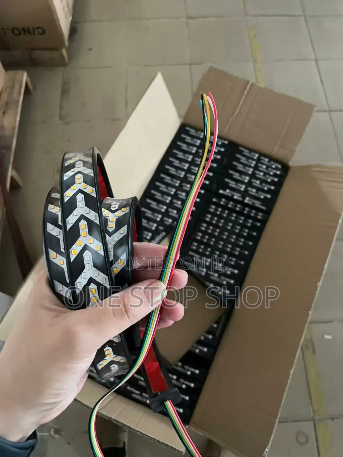 Truck Led Arrow Designed Strip With Running/Brake,/Reverse Sequential