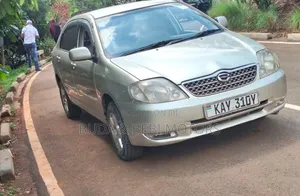 Toyota Corolla 2000 Beige