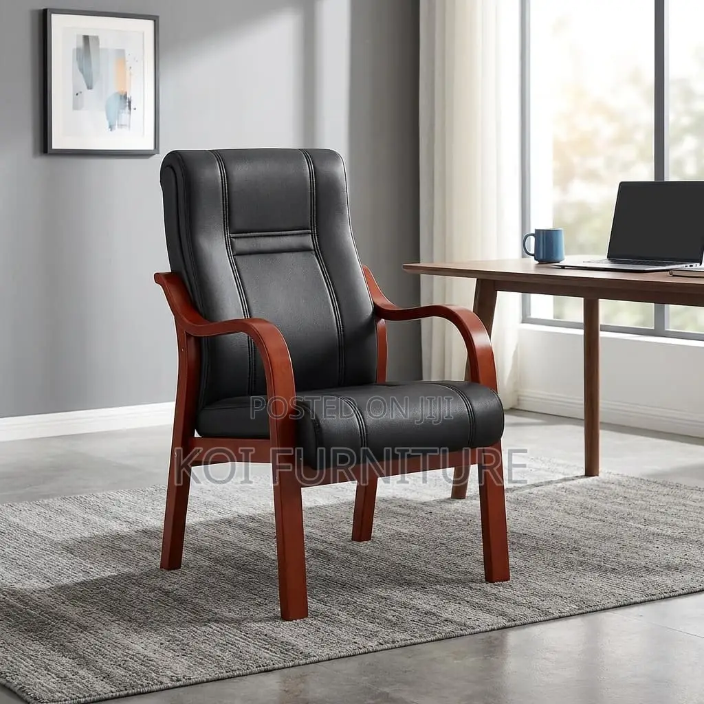 Office Chair : Black Faux Leather Executive Visitors Chair