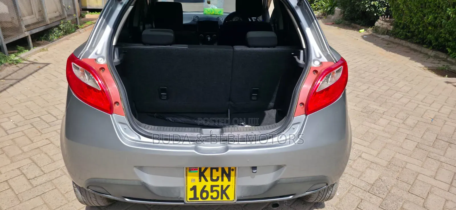 Mazda Demio 2010 Silver
