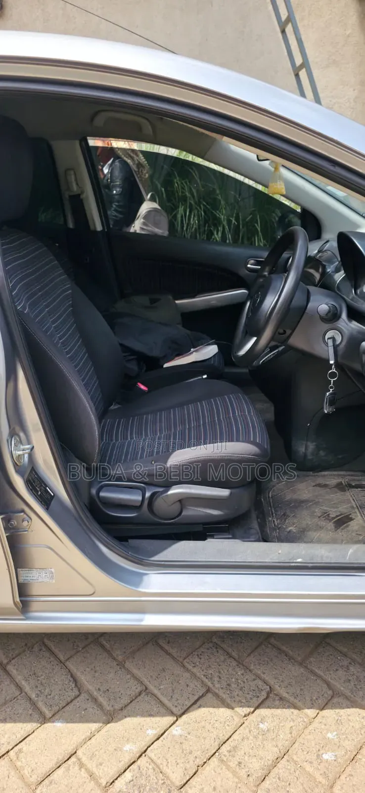 Mazda Demio 2010 Silver