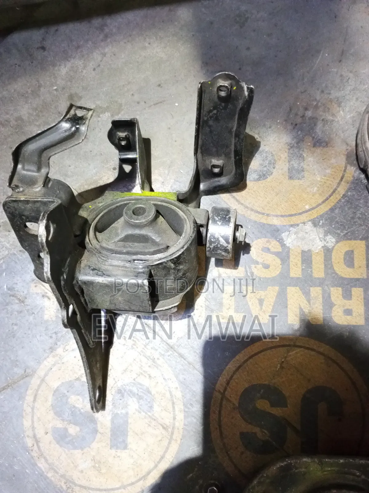 Noah/ Voxy 3zr Gearbox Mounting