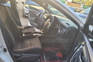 Toyota Auris 2017 White
