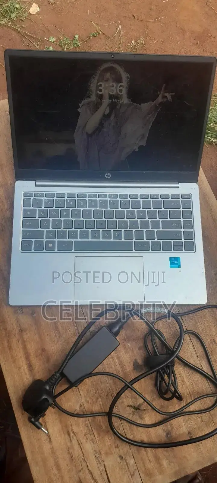 Laptop HP 14-ep0063 4GB Intel SSD 512GB