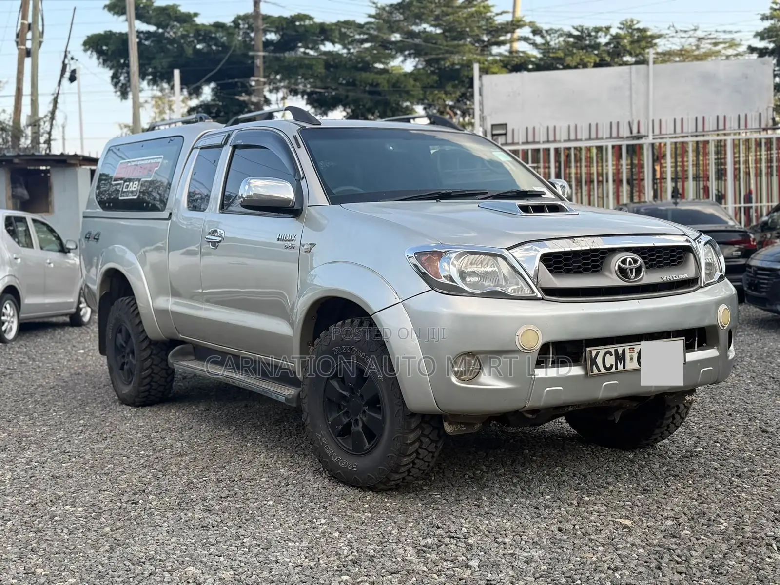 Toyota Hilux 2010 Silver