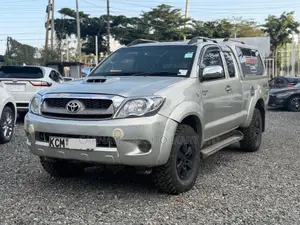 Toyota Hilux 2010 Silver