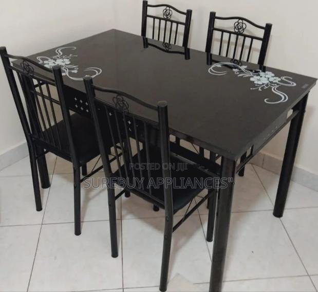 Executive 4 Sitter Dinning Table Best Quality