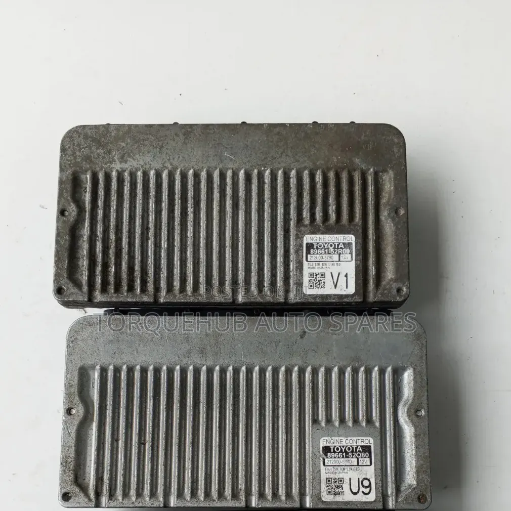 Toyota Vitz 2011 Engine Control Unit