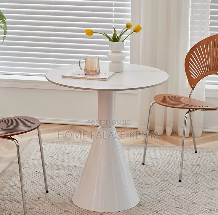 Round Table: Round Coworking Table With Pedestal Base