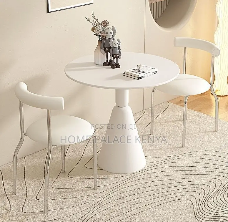 Round Table: Round Coworking Table With Pedestal Base