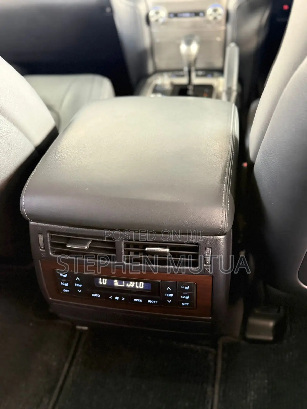 Toyota Land Cruiser 4.6 V8 AX 2019 White