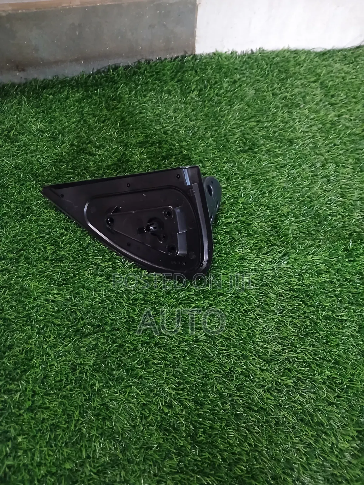 Toyota Hilux Vigo Side Mirror Arm Manual – Durable Mirror Mount