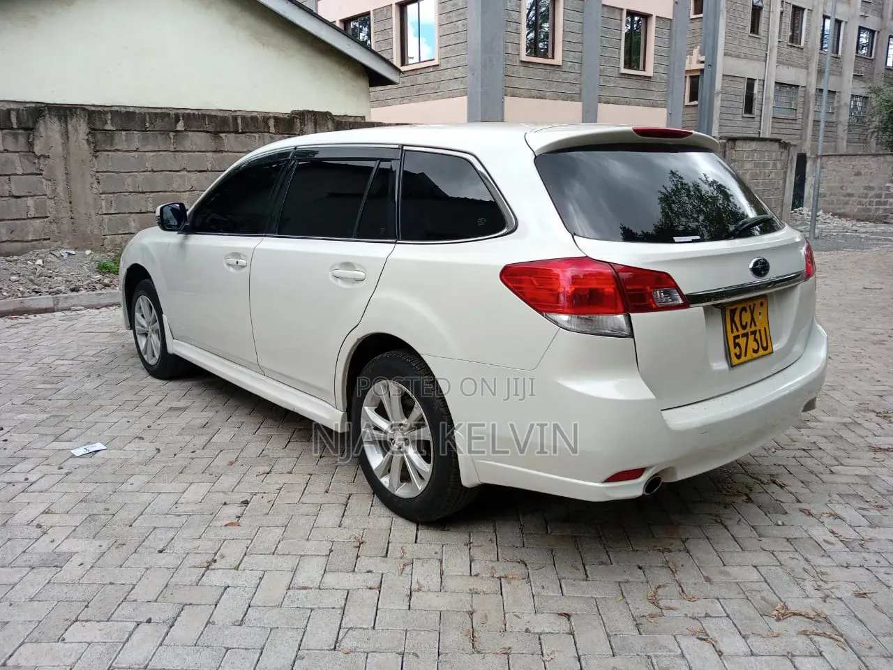 Subaru Legacy 2012 White