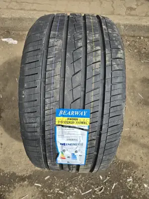 315 /35 R20 Bearway Tires