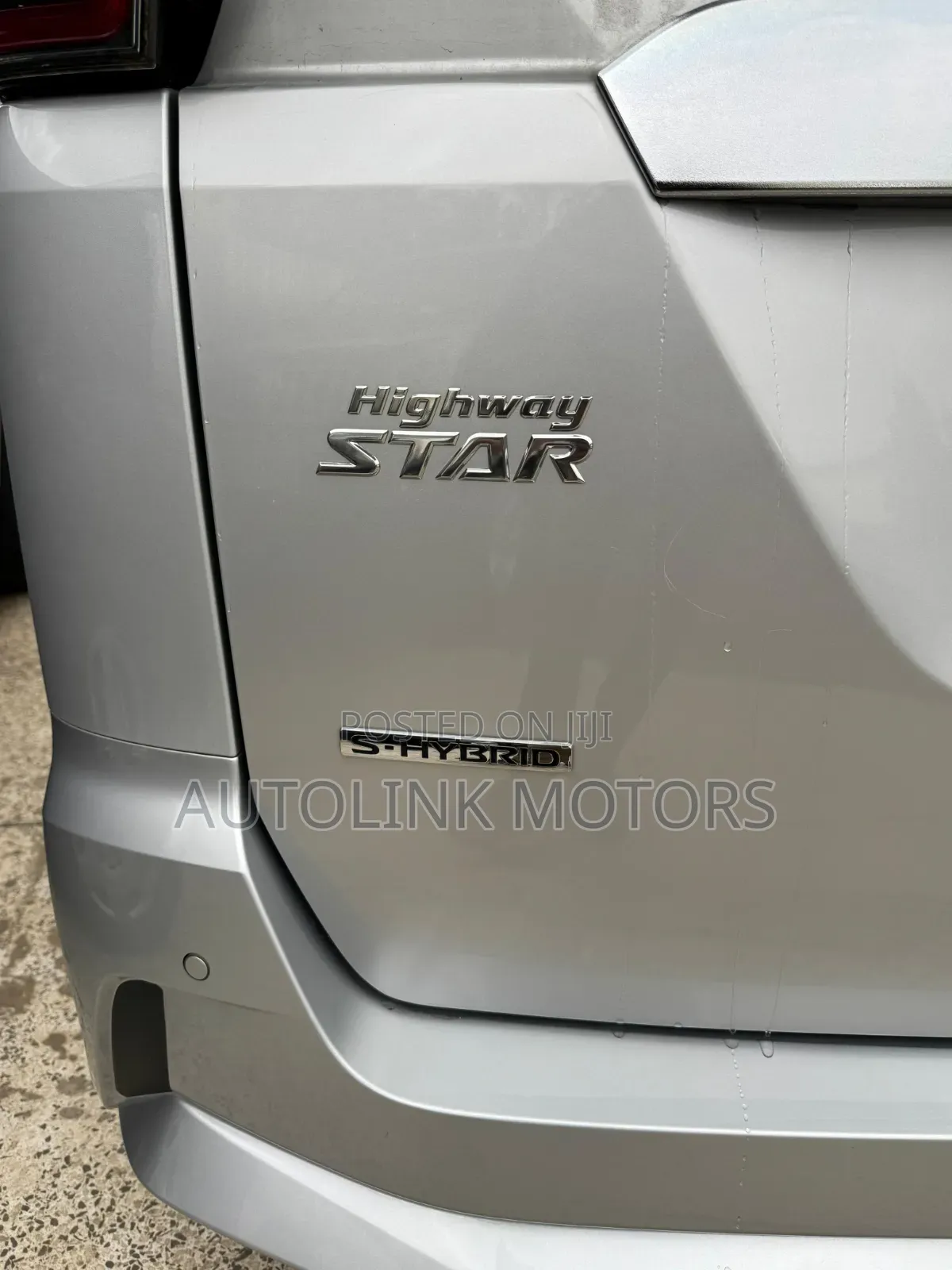 Nissan Serena 2019 Silver