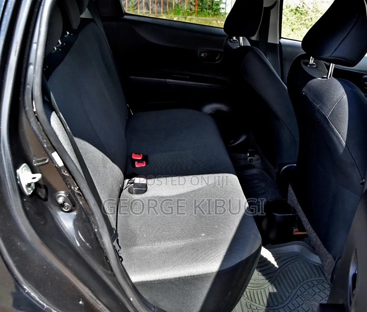 Toyota Vitz 2013 Black