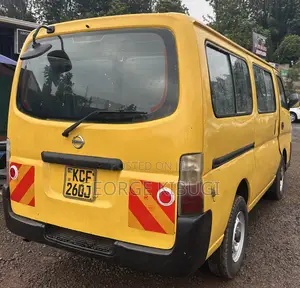 Nissan Caravan 2008 Yellow