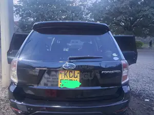 Subaru Forester 2010 Black