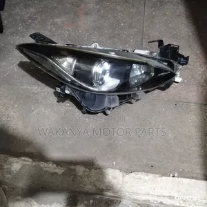 Mazda Axela/Mazda 3 Non Xenon Headlamp, Model 2014