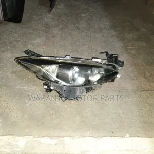 Mazda Axela/Mazda 3 Non Xenon Headlamp, Model 2014