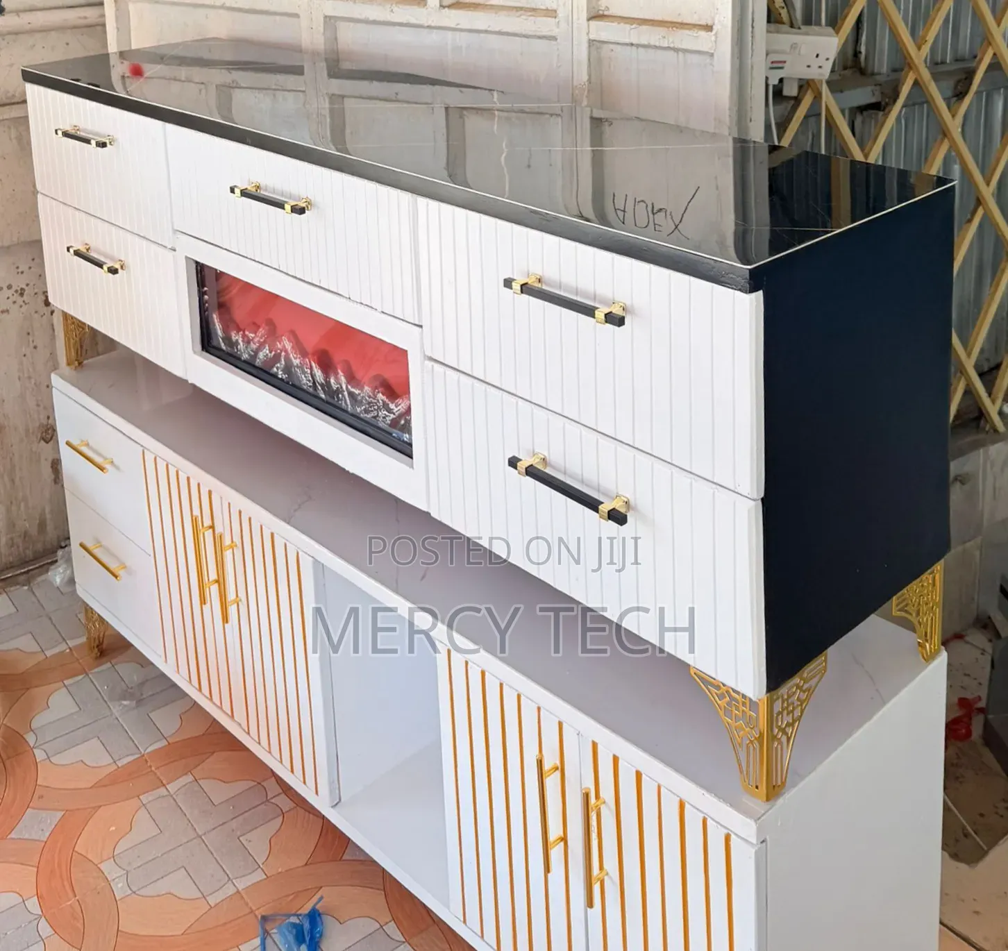 Modern Executive Tv Stand With Functional Fireplace