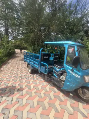 Bomba 250cc 2023 Blue