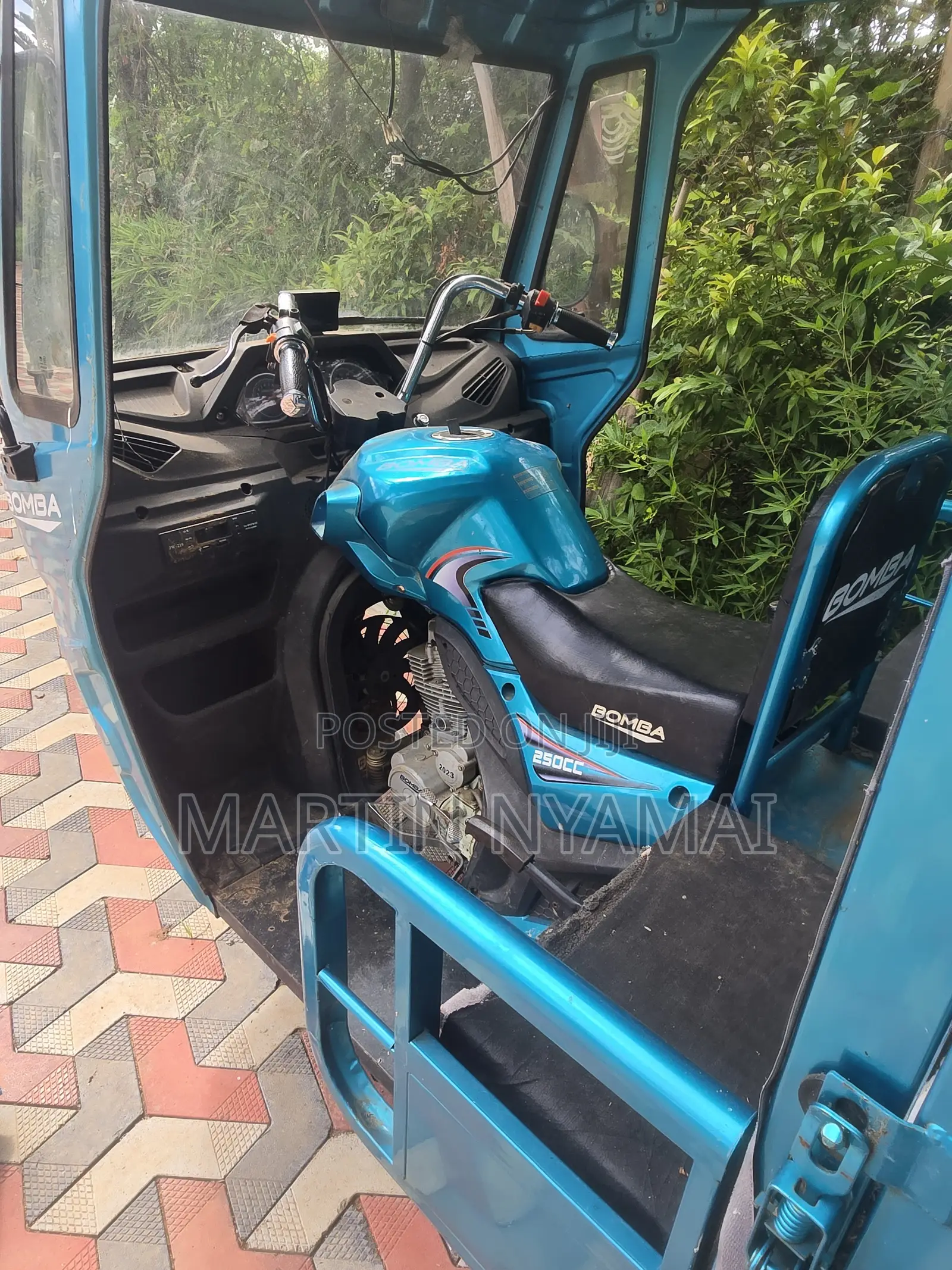 Bomba 250cc 2023 Blue