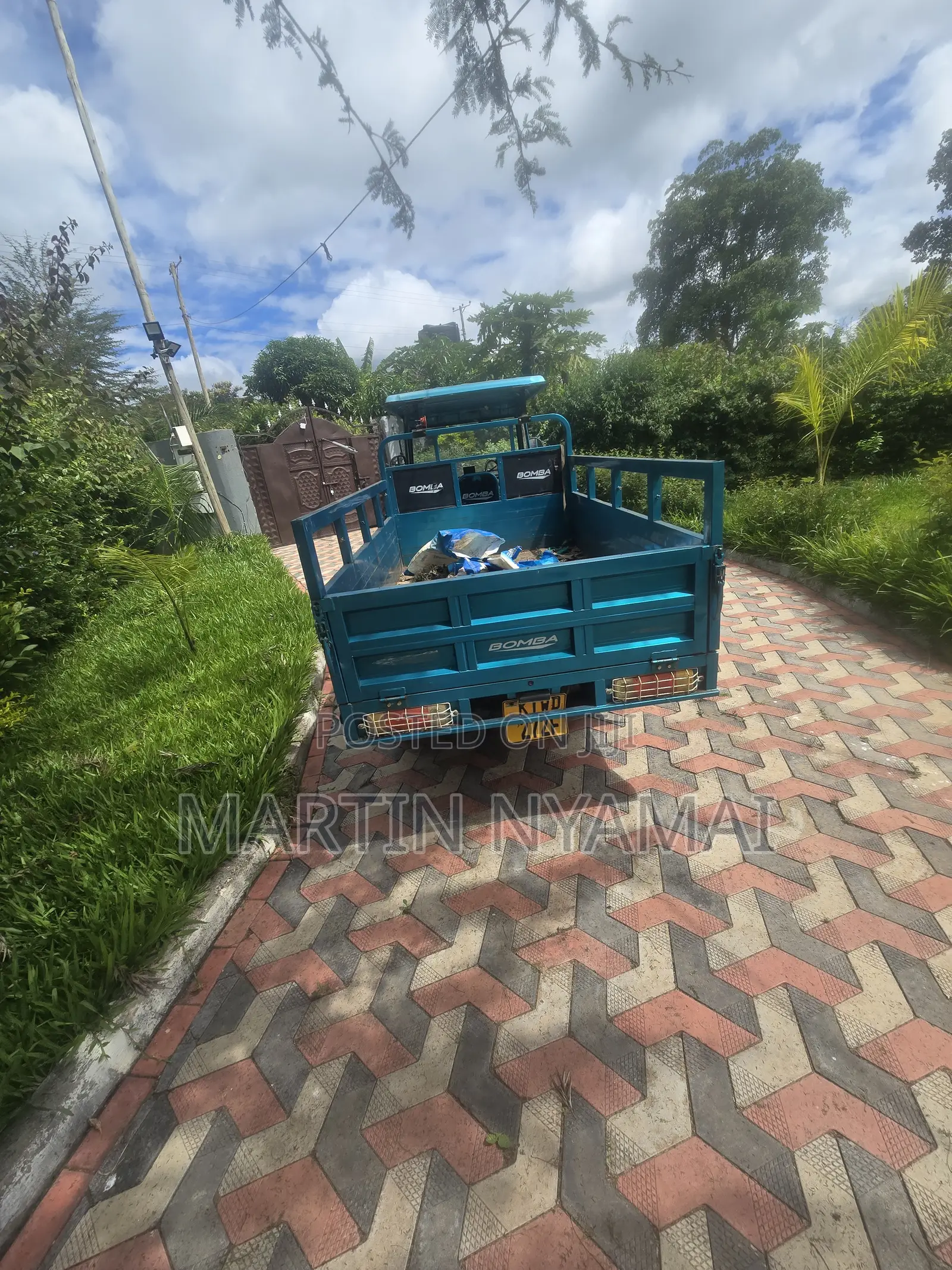 Bomba 250cc 2023 Blue