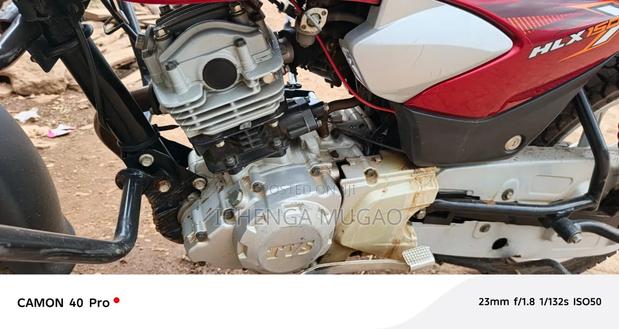 TVS HLX Plus ES 2024 Red - thumbnail 3