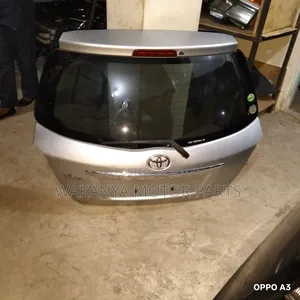 Toyota Vitz Jewela Model 2012/2013 Tailgate, Clean Ex Japan