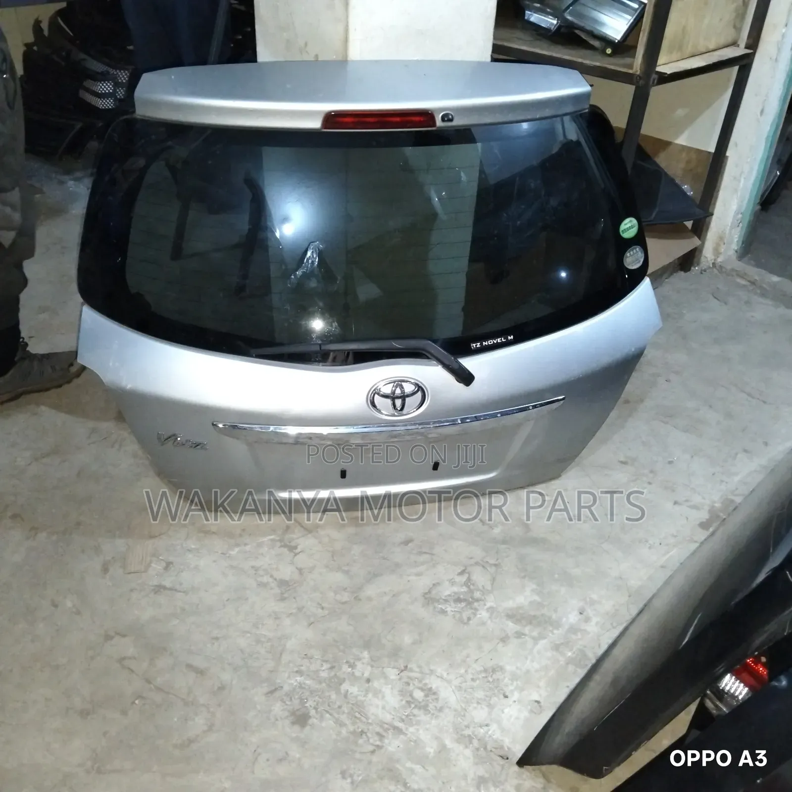 Toyota Vitz Jewela Model 2012/2013 Tailgate, Clean Ex Japan