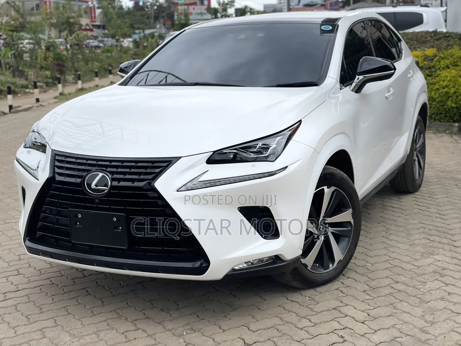 Lexus NX 300 FWD 2018 White