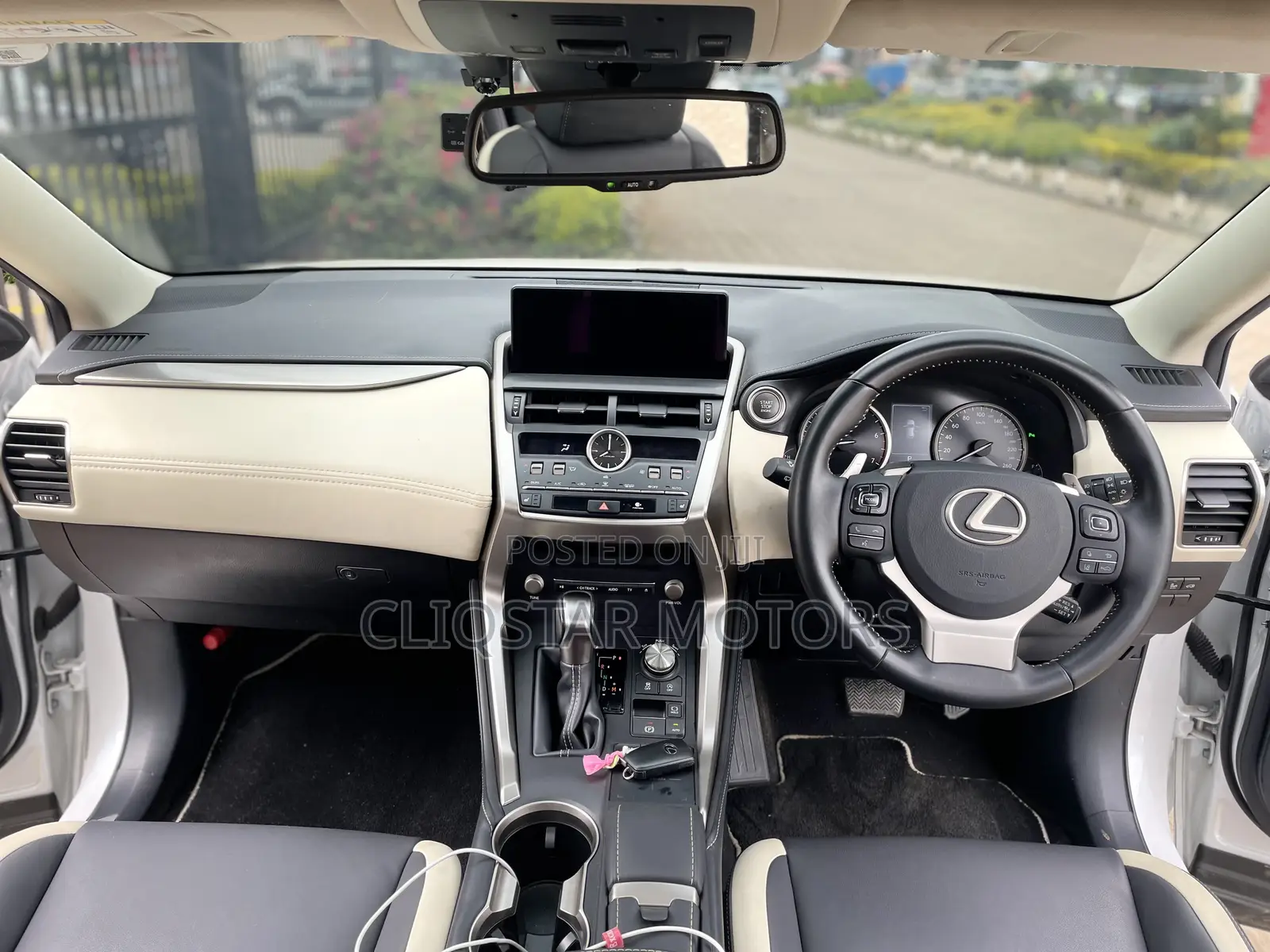 Lexus NX 300 FWD 2018 White