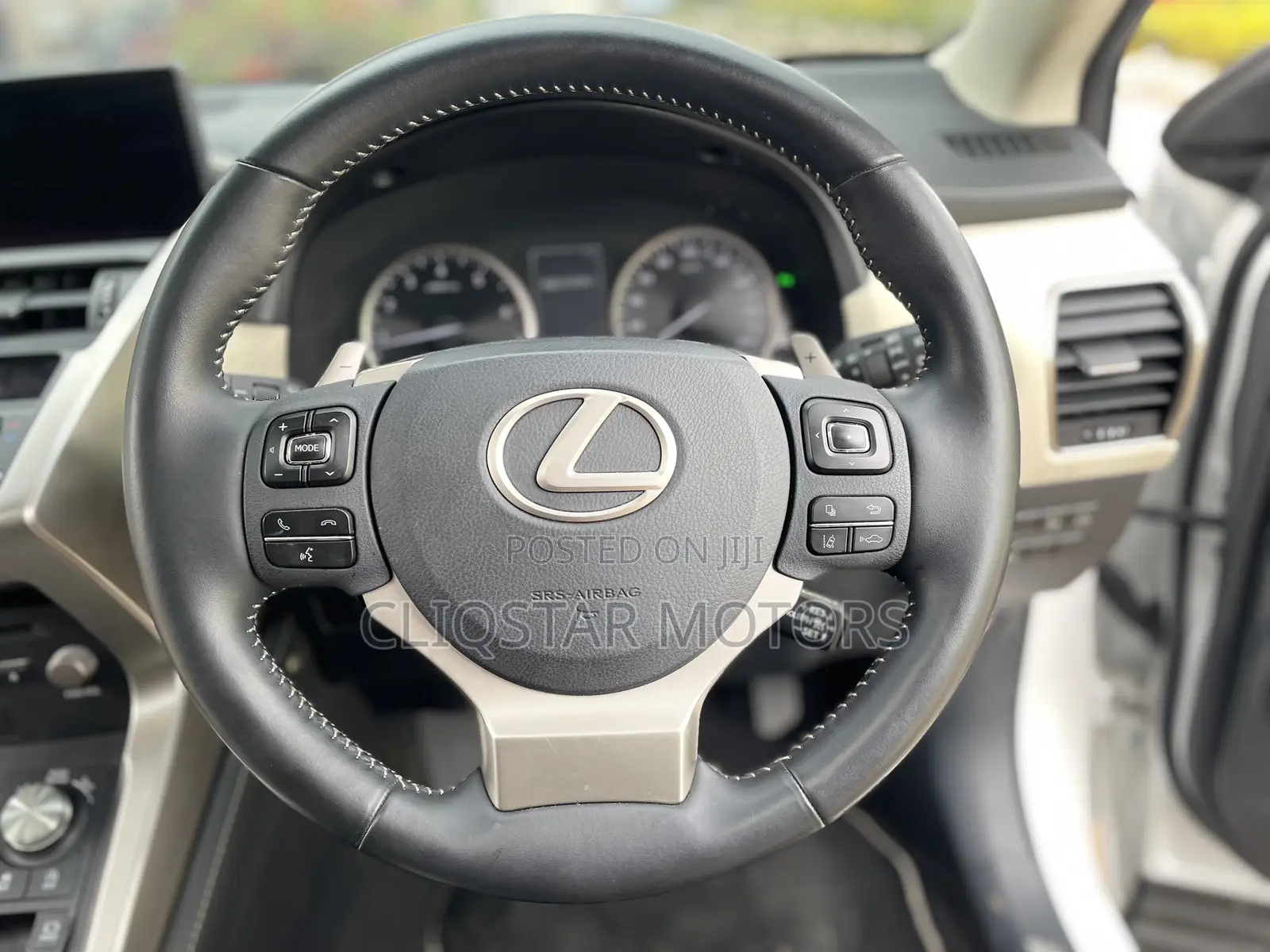 Lexus NX 300 FWD 2018 White