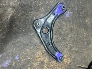 Control Arm Nissan Note