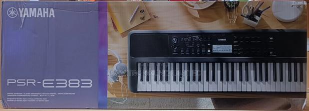 Original Yamaha PSR E Keyboard - main view