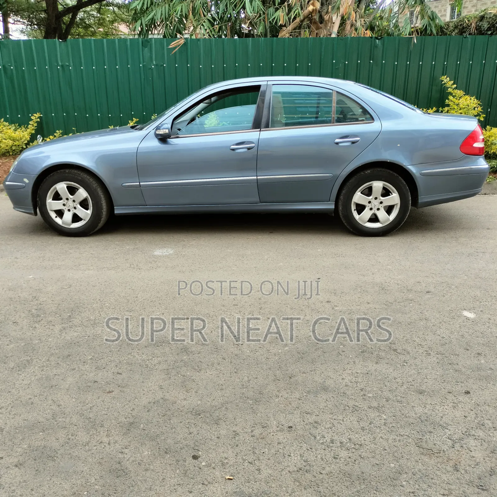 Mercedes-Benz E280 2007 Blue