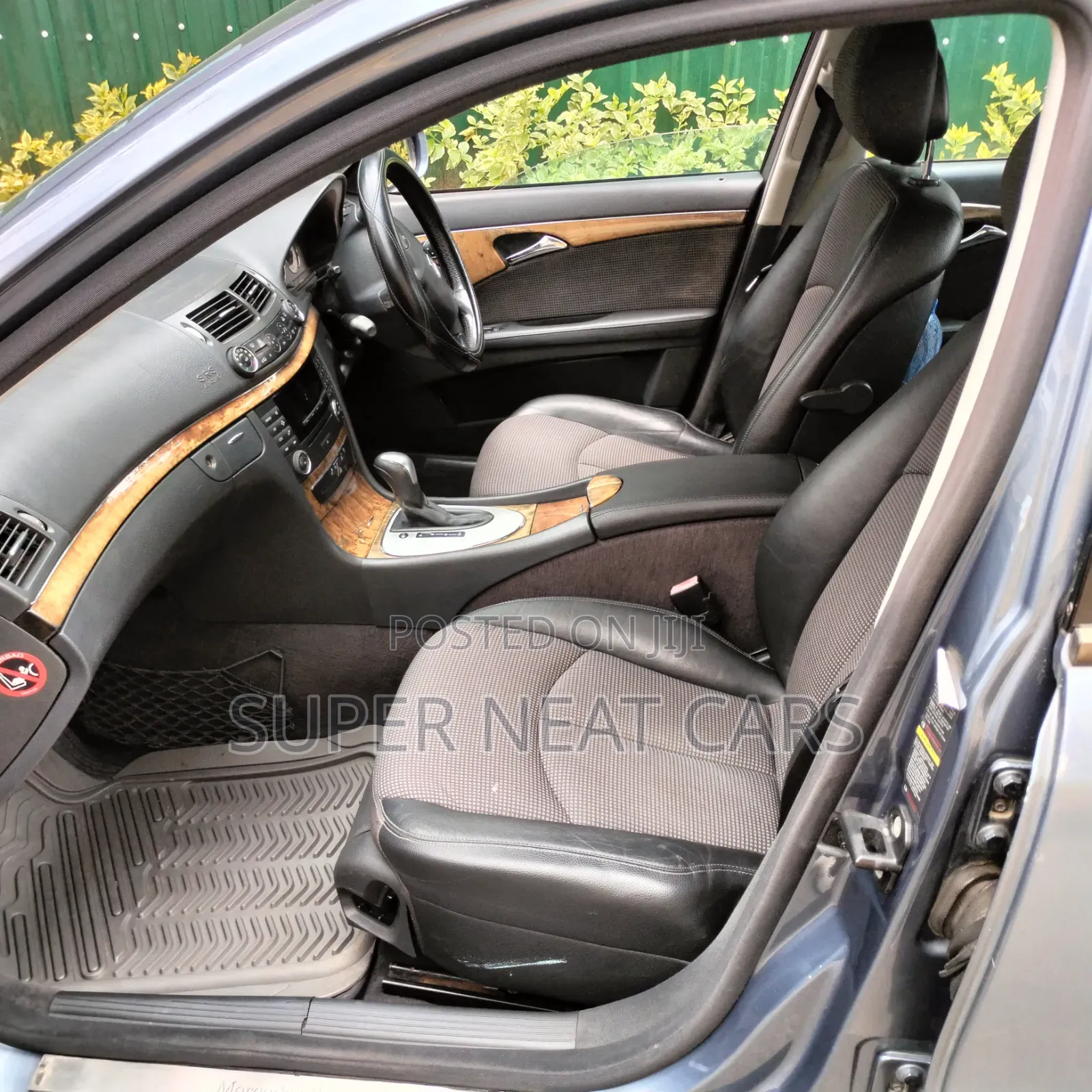 Mercedes-Benz E280 2007 Blue