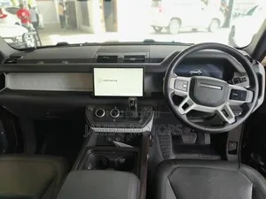 Land Rover Defender X-Dynamic SE 2023 Brown