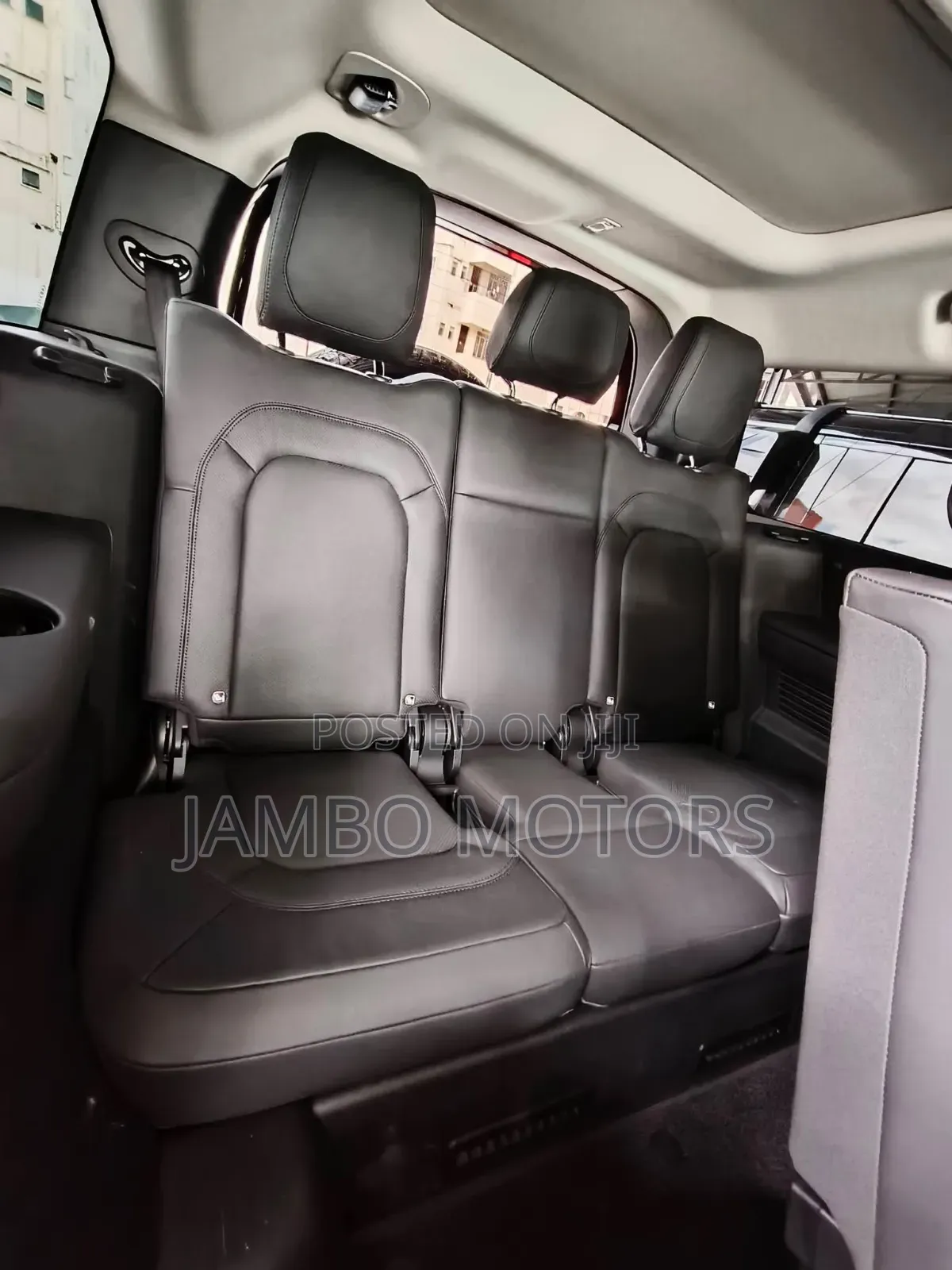 Land Rover Defender X-Dynamic SE 2023 Brown
