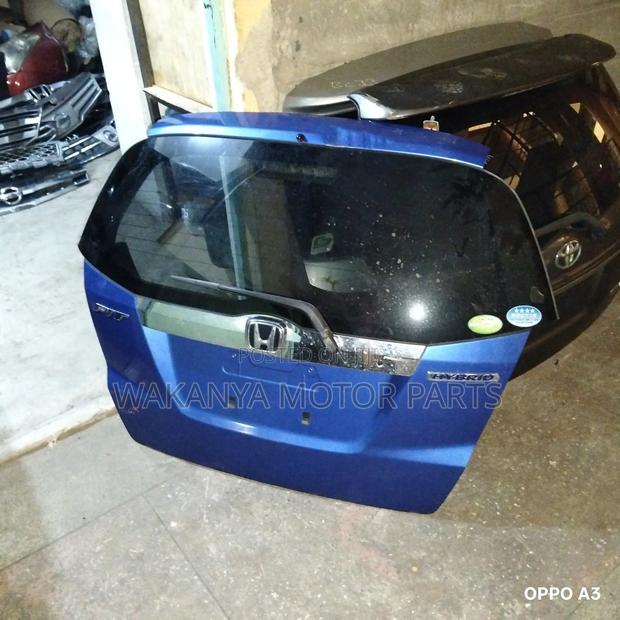 Honda Fit Hybrid Model 2012 Tailgate, Ex Japan - thumbnail 2